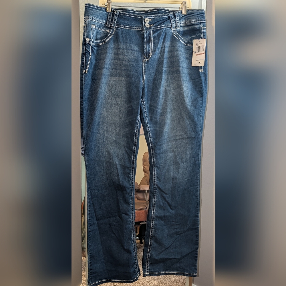 Dark Wash Straight Leg Jeans